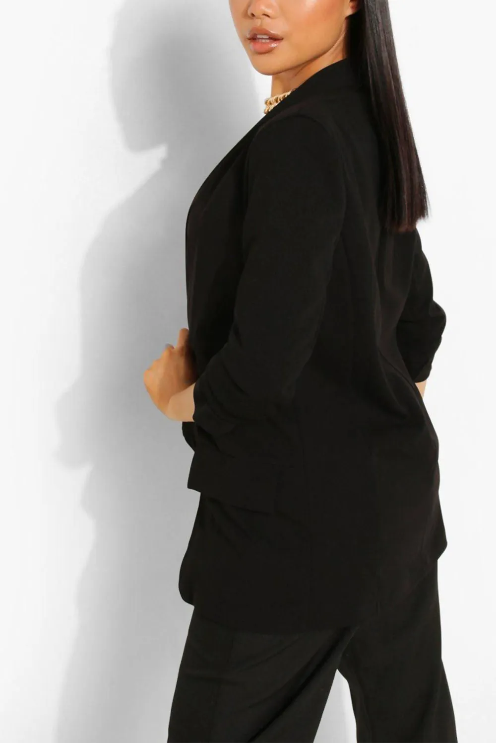 BLACK RUCHED SLEEVE BLAZER